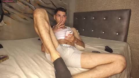 Snapshot of tyl3r_coop3r chatting on 27, 3, 2026 tyl3r_coop3r online show from 27, 3, 2026