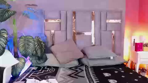 tyla_ks online show from 30, 9, 2025