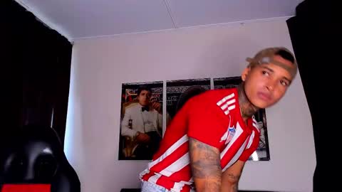 tyler_bell_ online show from 10, 3, 2026