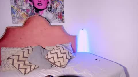 Tyra pretty Honey online show from 17, 6, 2026
