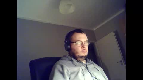 Snapshot of tyradi1991 chatting on 3, 12, 2024 tyradi1991 online show from 3, 12, 2024