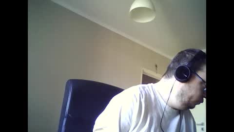 Snapshot of tyradi1991 chatting on 7, 3, 2025 tyradi1991 online show from 7, 3, 2025