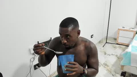 Snapshot of tyron_rulers chatting on 30, 6, 2026 Dvid Rullers online show from 30, 6, 2026
