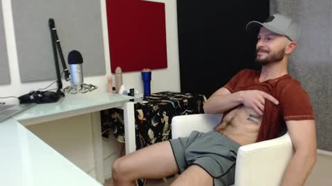 Tyrone Mattias online show from 19, 2, 2025