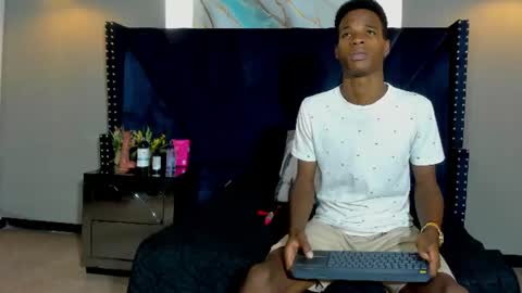 Snapshot of tyson_reed chatting on 4, 8, 2026 tyson_reed online show from 4, 8, 2026