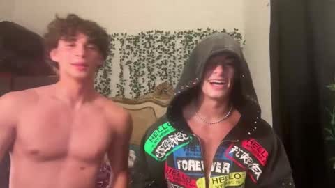 tyy0ung online show from 19, 5, 2026