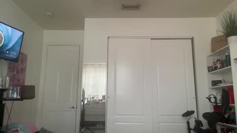 tyy0ung online show from 21, 5, 2026