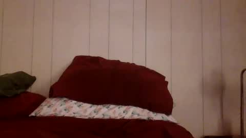 Snapshot of u_caught_us chatting on 5, 1, 2025 u_caught_us online show from 5, 1, 2025