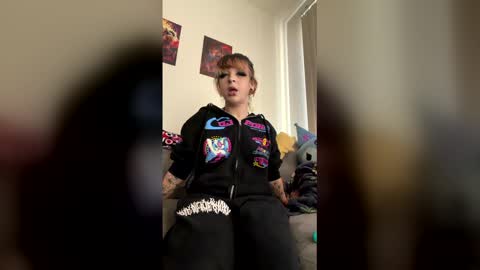 ubeflavoredcherry online show from 19, 3, 2026