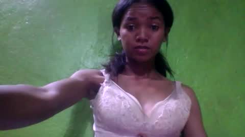 ueschancheuse online show from 18, 4, 2026