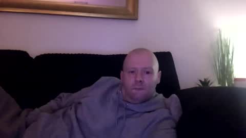 Snapshot of ukmatty3 chatting on 18, 2, 2025 ukmatty3 online show from 18, 2, 2025