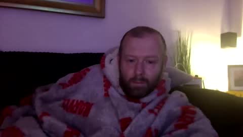 Snapshot of ukmatty3 chatting on 20, 10, 2025 ukmatty3 online show from 20, 10, 2025