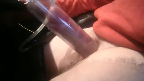 Snapshot of ukpumper chatting on 11, 2, 2025 ukpumper online show from 11, 2, 2025