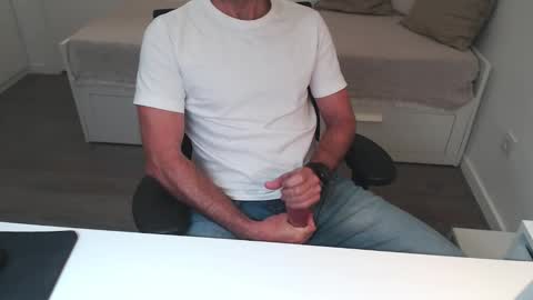 Ulep online show from 23, 10, 2025