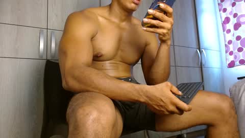 Snapshot of ulisess15 chatting on 17, 1, 2025 Felipe  model independent online show from 17, 1, 2025