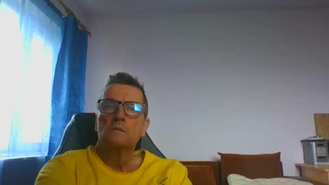 Snapshot of ulmeni7 chatting on 12, 7, 2026 ulmeni7 online show from 12, 7, 2026