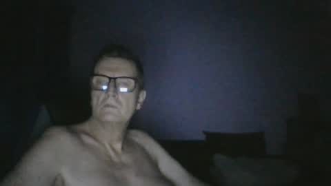 Snapshot of ulmeni7 chatting on 19, 7, 2026 ulmeni7 online show from 19, 7, 2026