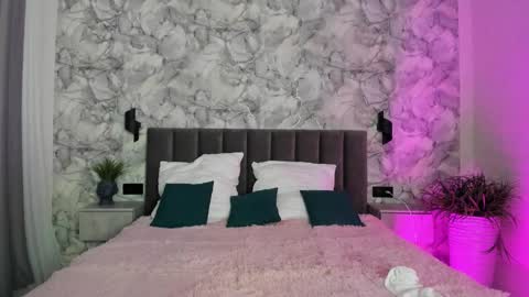 Melena online show from 10, 10, 2025