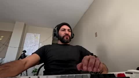 Snapshot of ultratoaster chatting on 3, 1, 2025 ultratoaster online show from 3, 1, 2025