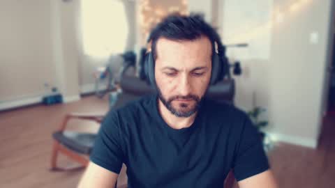 Snapshot of ultratoaster chatting on 30, 1, 2025 ultratoaster online show from 30, 1, 2025