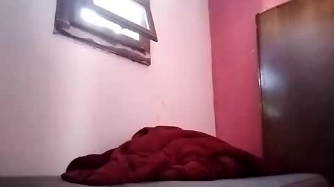 Snapshot of umzukaumtuga chatting on 10, 10, 2025 umzukaumtuga online show from 10, 10, 2025
