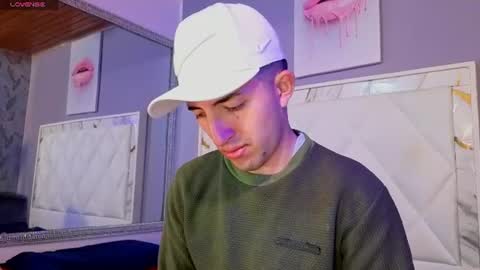 un_sluttyy online show from 17, 6, 2026