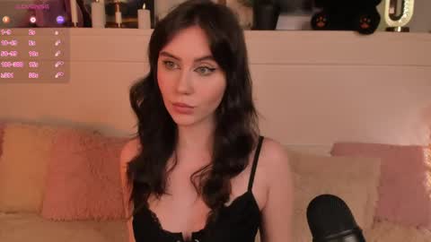 Una  online show from 3, 5, 2026