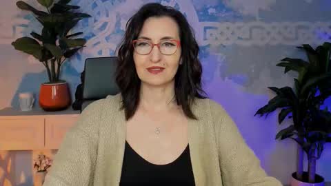 UnaTera online show from 24, 11, 2025