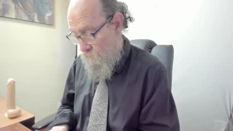 Snapshot of uncle_hottiecb chatting on 7, 3, 2026 Uncle Hottie online show from 7, 3, 2026