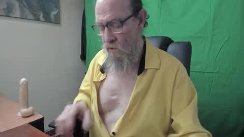 Snapshot of uncle_hottiecb chatting on 9, 3, 2026 Uncle Hottie online show from 9, 3, 2026