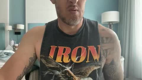 Snapshot of uncleblazer10 chatting on 8, 4, 2026 uncleblazer10 online show from 8, 4, 2026