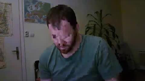 Snapshot of uncut_strong chatting on 20, 1, 2025 Uncut Strong online show from 20, 1, 2025