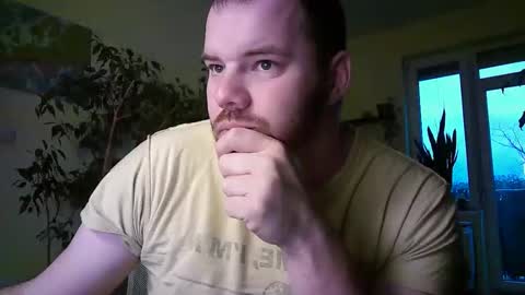 Snapshot of uncut_strong chatting on 22, 12, 2025 Uncut Strong online show from 22, 12, 2025