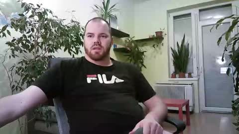 Snapshot of uncut_strong chatting on 13, 1, 2026 Uncut Strong online show from 13, 1, 2026