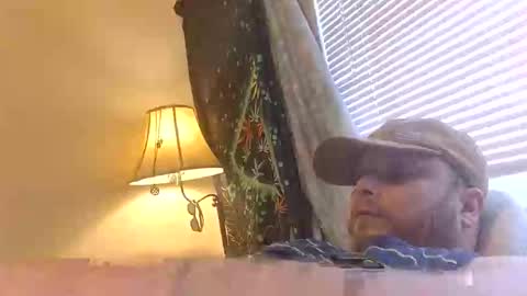 Snapshot of uncutbro420 chatting on 23, 3, 2026 Uncut Bro online show from 23, 3, 2026