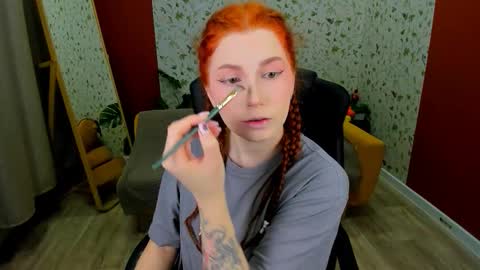 Call me Mira  thumbs up its make me happy online show from 18, 2, 2026