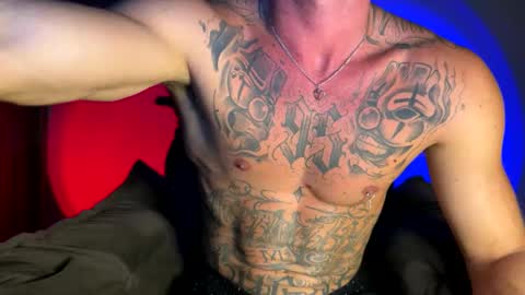 universitaria_ online show from 7, 5, 2026