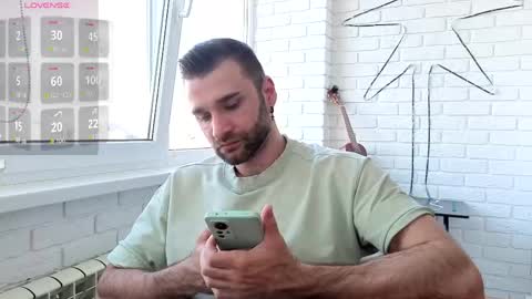 Snapshot of unnknow2024 chatting on 24, 5, 2026 SlavaVibes online show from 24, 5, 2026