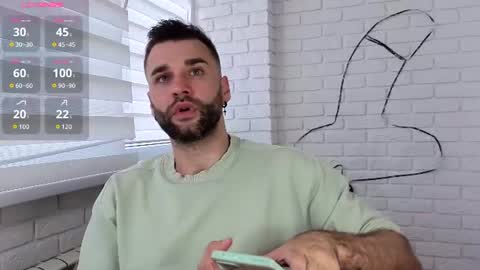 Snapshot of unnknow2024 chatting on 23, 6, 2026 SlavaVibes online show from 23, 6, 2026