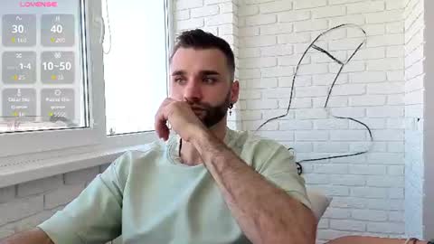 Snapshot of unnknow2024 chatting on 25, 6, 2026 SlavaVibes online show from 25, 6, 2026