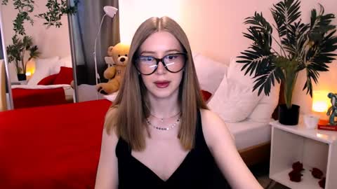 unreal_lady online show from 24, 6, 2026