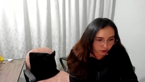 Kary and jhoa online show from 5, 8, 2026