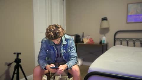 Stepbro online show from 4, 10, 2025