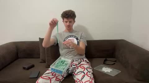 Stepbro online show from 29, 4, 2026