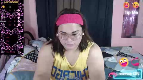 Snapshot of ur_baby_rebbecca chatting on 9, 3, 2025 SINGLE online show from 9, 3, 2025