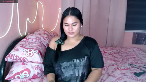 Snapshot of ur_baby_rebbecca chatting on 17, 1, 2026 SINGLE online show from 17, 1, 2026