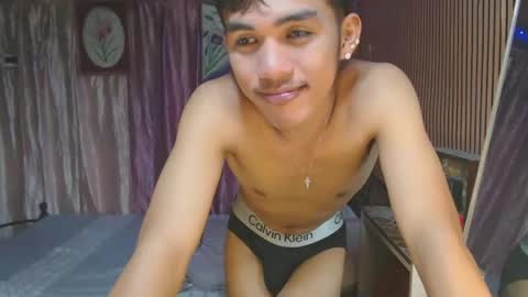 ur_shan21 online show from 2, 12, 2025