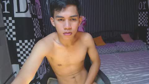 Snapshot of ur_shan21 chatting on 18, 4, 2026 ur_shan21 online show from 18, 4, 2026