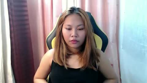 ur_small_girl online show from 7, 3, 2026