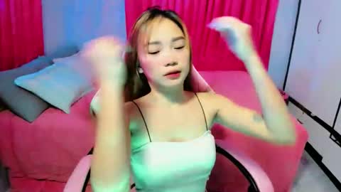 Snapshot of ur_sweetgirl_clarace chatting on 17, 10, 2025 ur_sweetgirl_clarace online show from 17, 10, 2025